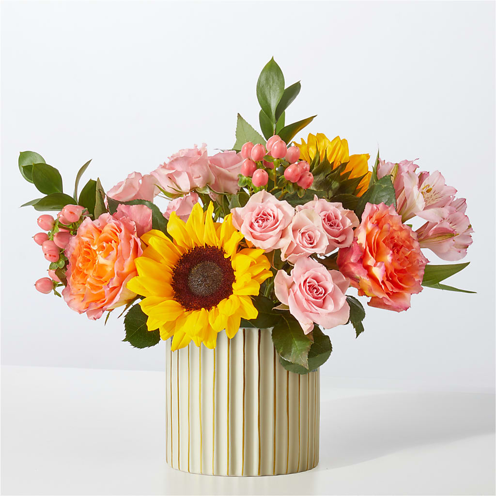 Sun's Out Bouquet – Watsons Florist, Sullivan MO