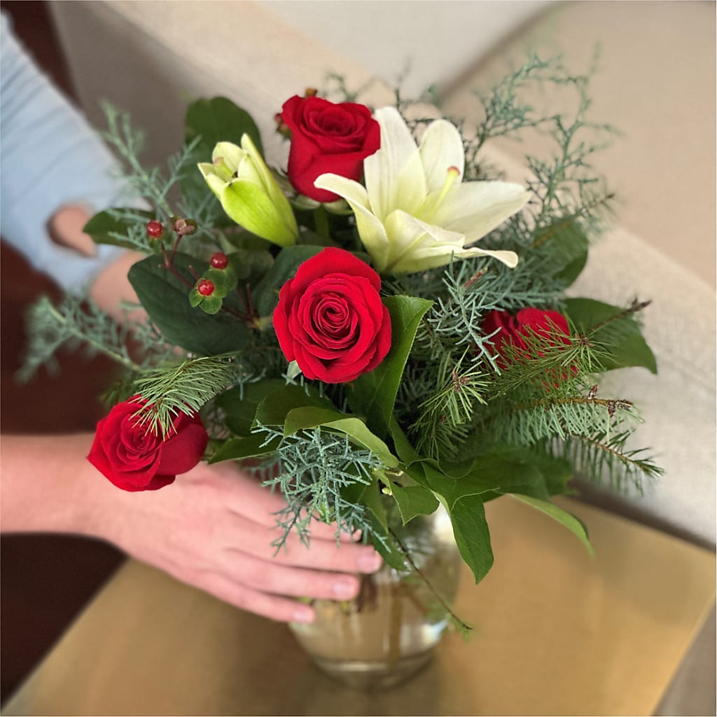 Glittering Lights Bouquet – Watsons Florist, Sullivan MO