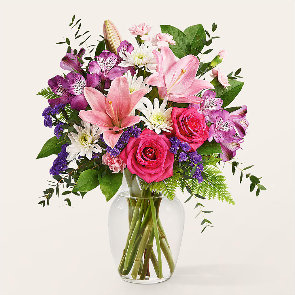 Lace & Pearls Bouquet – Watsons Florist, Sullivan MO