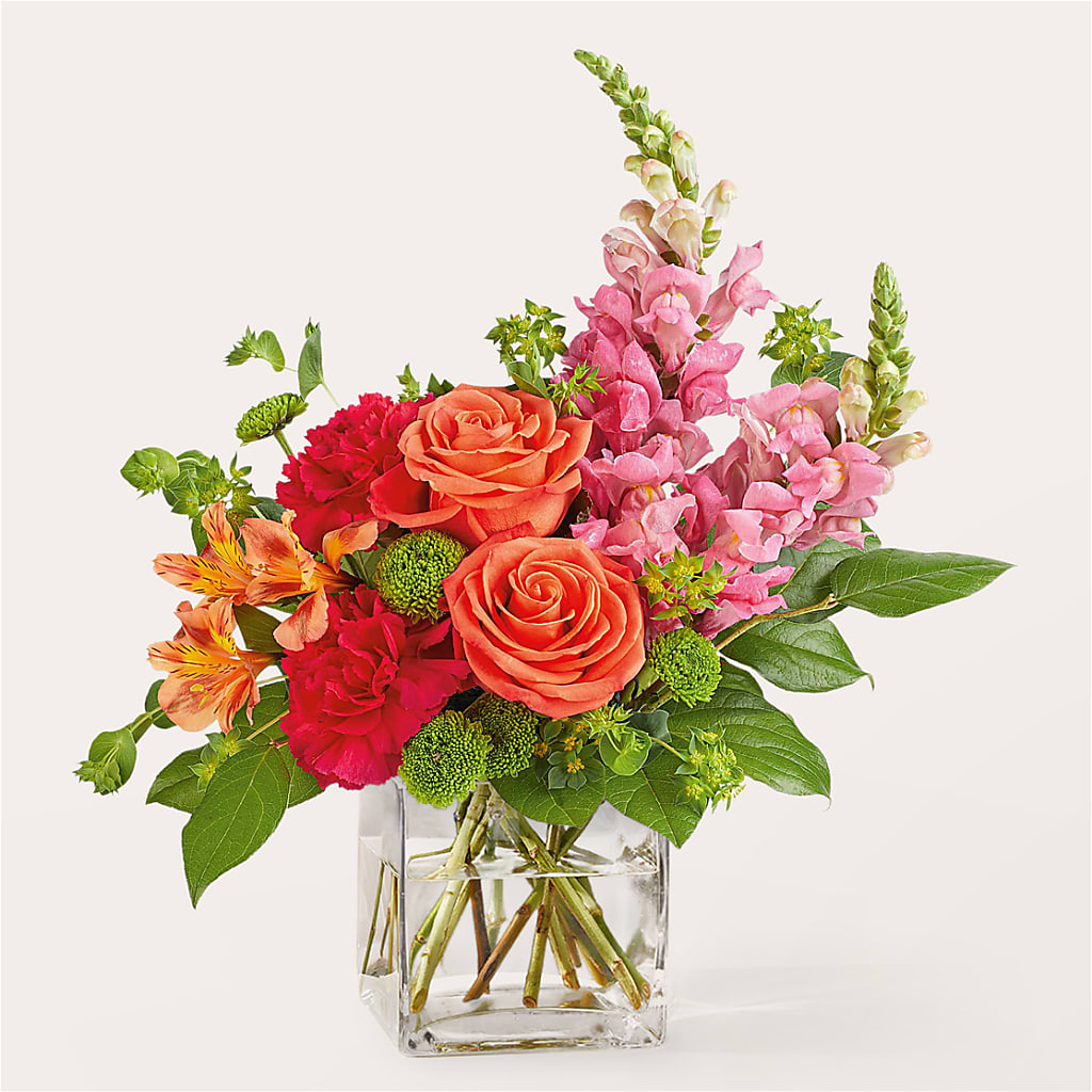 Cosmopolitan Bouquet – Watsons Florist, Sullivan MO