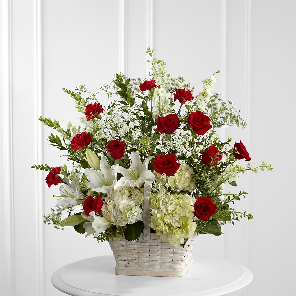In Loving Memory Arrangement – Watsons Florist, Sullivan MO