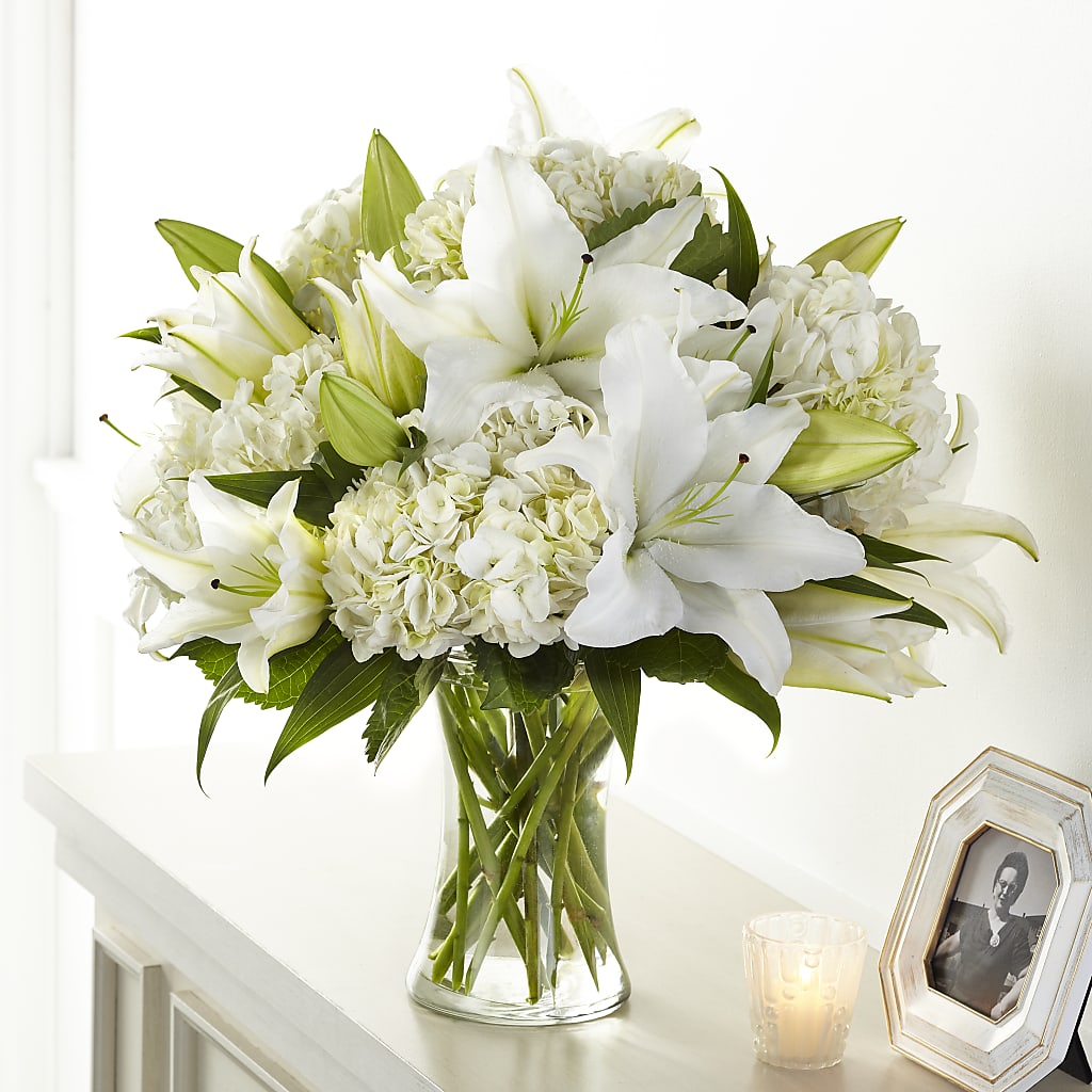 Compassionate Lily Bouquet – Watsons Florist, Sullivan MO