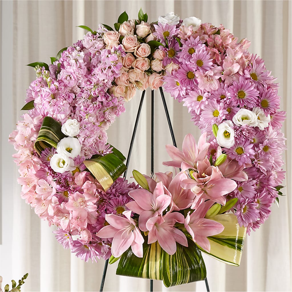Gift of Warmth Wreath – Watsons Florist, Sullivan MO