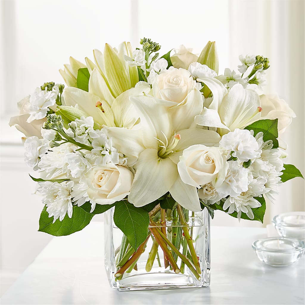 Gentle Breeze Bouquet – Watsons Florist, Sullivan MO
