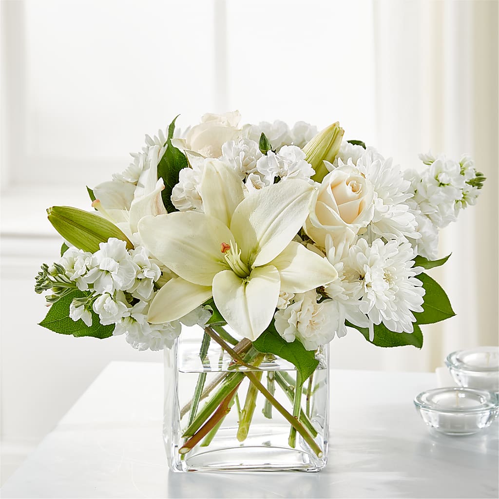 Gentle Breeze Bouquet – Watsons Florist, Sullivan MO