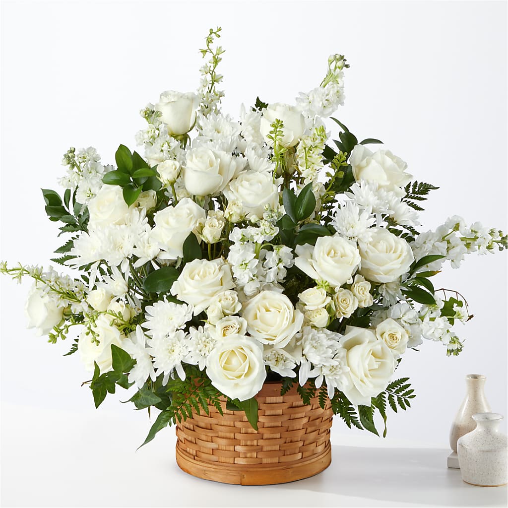 Heartfelt Condolences Arrangement – Watsons Florist, Sullivan MO
