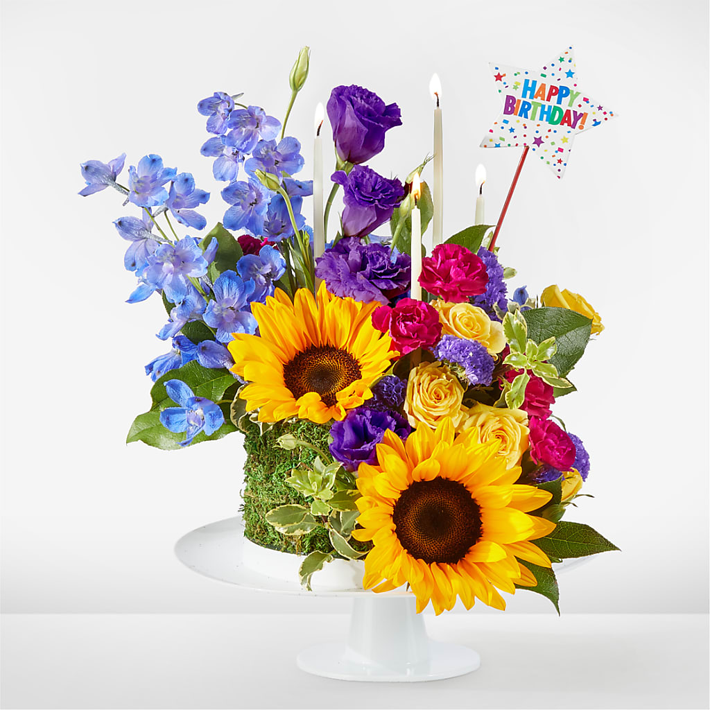 Star of the Day Floral Cake – Watsons Florist, Sullivan MO