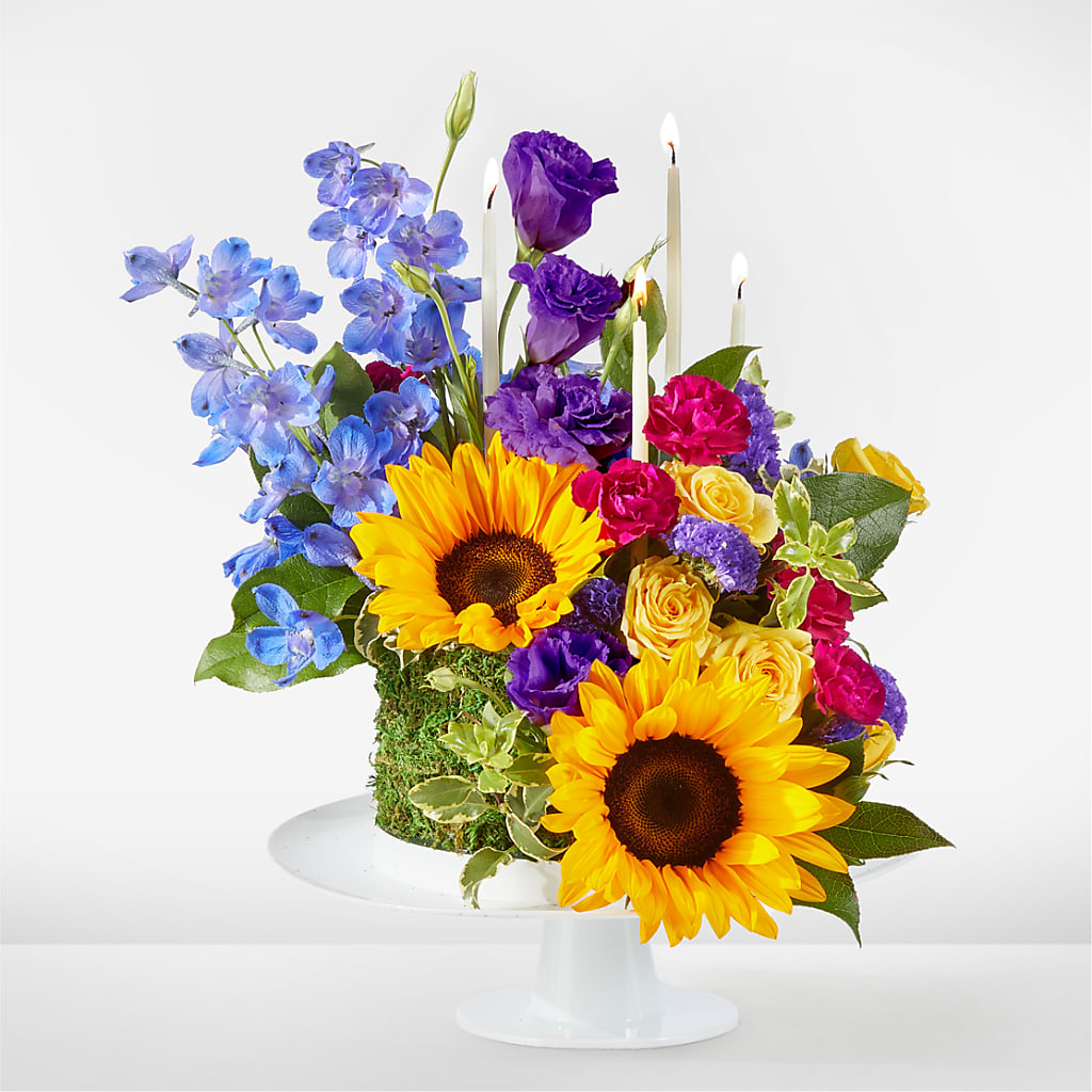 Star of the Day Floral Cake – Watsons Florist, Sullivan MO