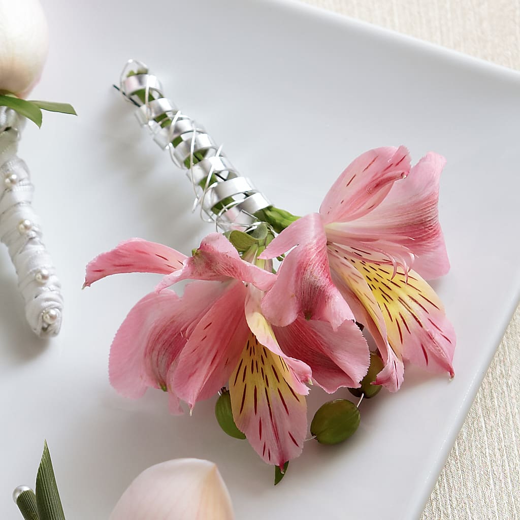 Pink Peruvian Lily Boutonniere – Watsons Florist, Sullivan MO