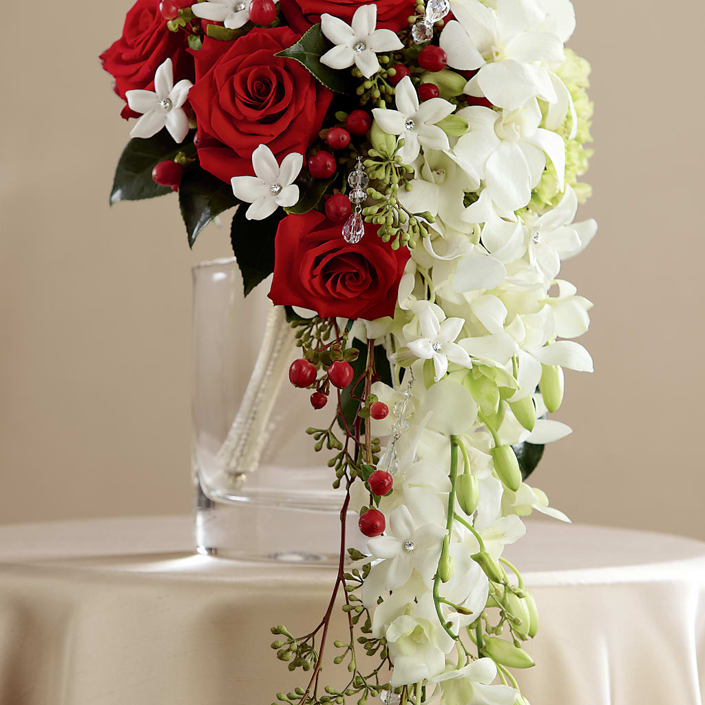 Here Comes the Bride Bouquet – Watsons Florist, Sullivan MO