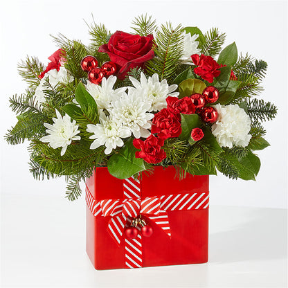 Presents Under the Tree Bouquet –  Watsons Florist, Sullivan MO
