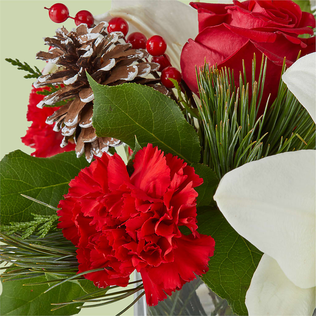 Glistening Icicles Bouquet –  Watsons Florist, Sullivan MO