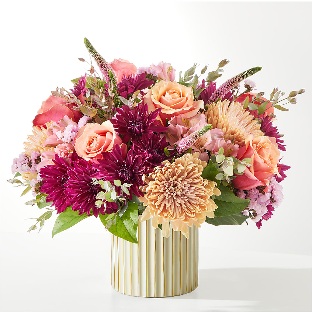 Berry Cobbler Bouquet with Ivory Vase –  Watsons Florist, Sullivan MO
