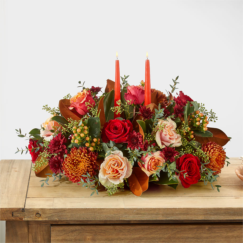 Gather Near Centerpiece –  Watsons Florist, Sullivan MO